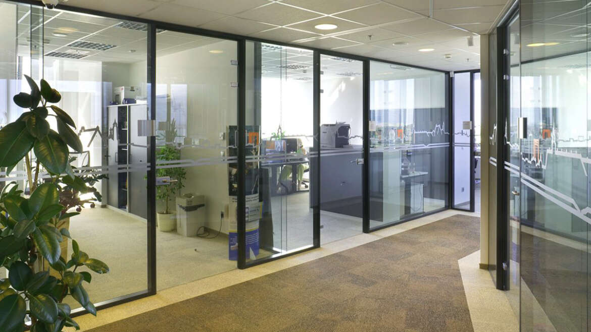 commercial glass fairfax va