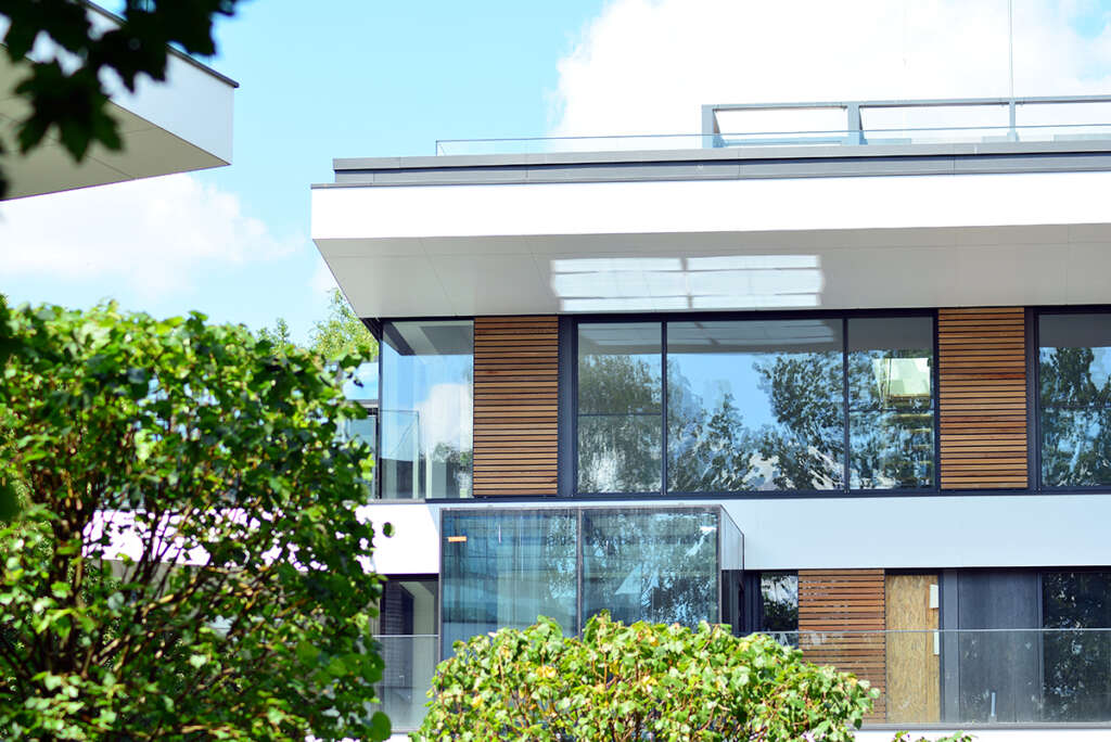 window glass repair and replacement in Fairfax, VA