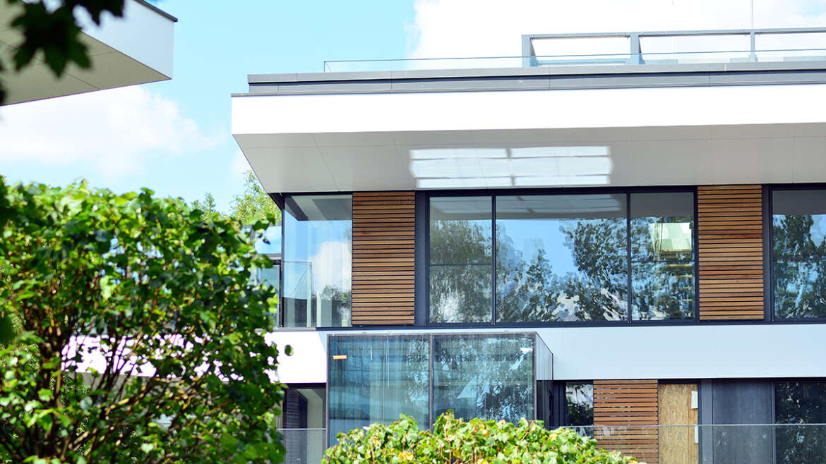 window glass repair and replacement in Fairfax, VA